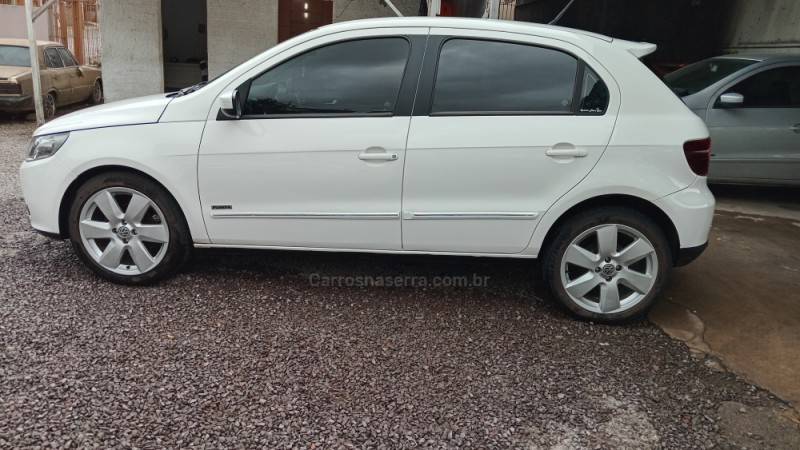 VOLKSWAGEN - GOL - 2010/2010 - Branca - R$ 32.500,00