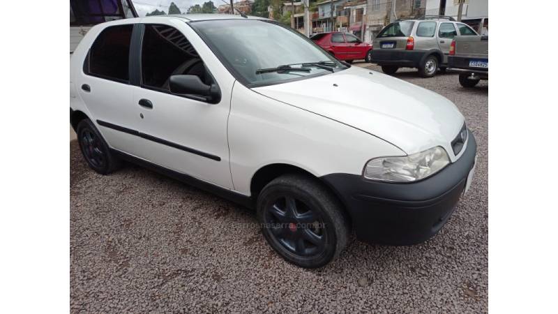 FIAT - PALIO - 2005/2005 - Branca - R$ 17.800,00