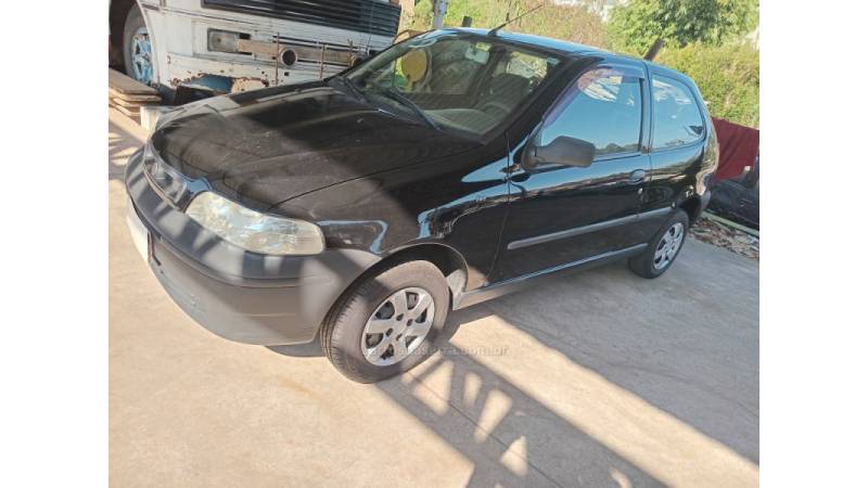 FIAT - PALIO - 2005/2005 - Preta - R$ 16.800,00