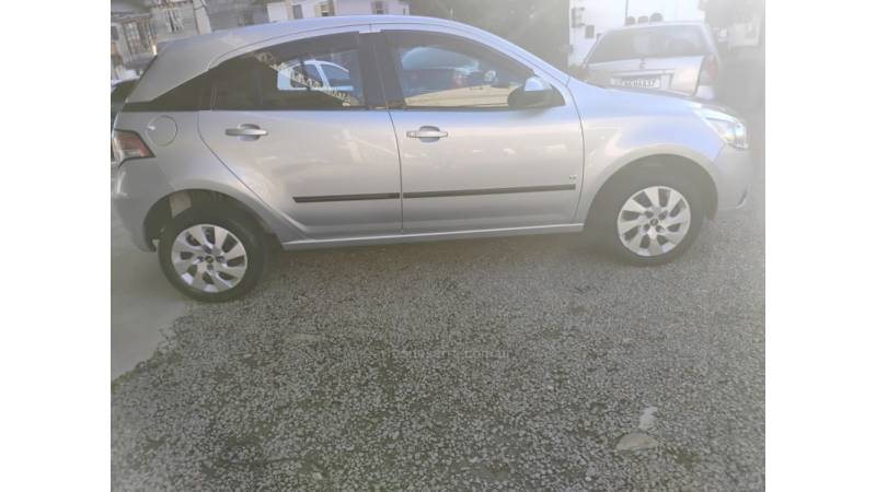 CHEVROLET - AGILE - 2011/2011 - Prata - R$ 33.800,00