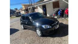 CHEVROLET - CELTA - 2010/2010 - Preta - R$ 26.800,00