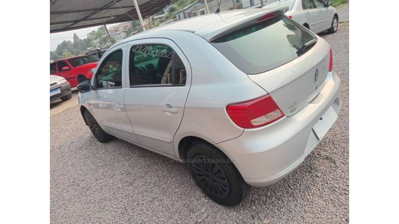 VOLKSWAGEN - GOL - 2010/2010 - Prata - R$ 24.500,00