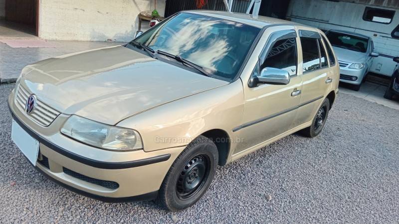 VOLKSWAGEN - GOL - 2000/2000 - Dourada - R$ 14.900,00