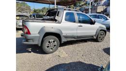 FIAT - STRADA - 2012/2012 - Prata - R$ 41.000,00