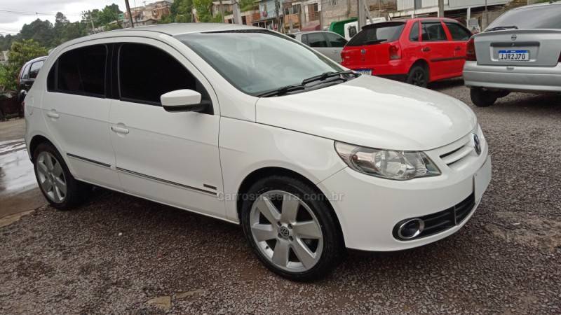 VOLKSWAGEN - GOL - 2010/2010 - Branca - R$ 32.500,00