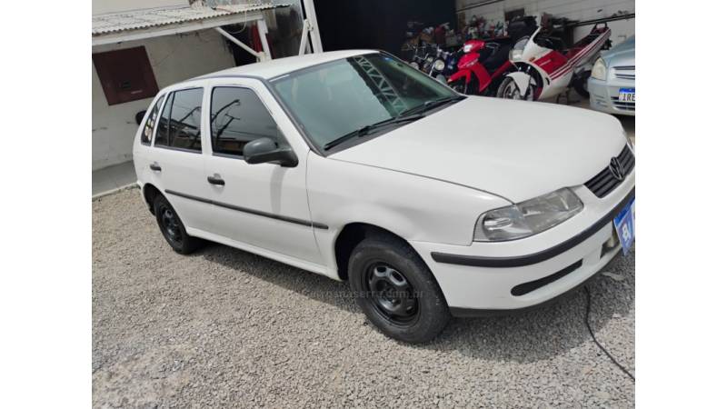 VOLKSWAGEN - GOL - 2004/2004 - Branca - R$ 11.900,00